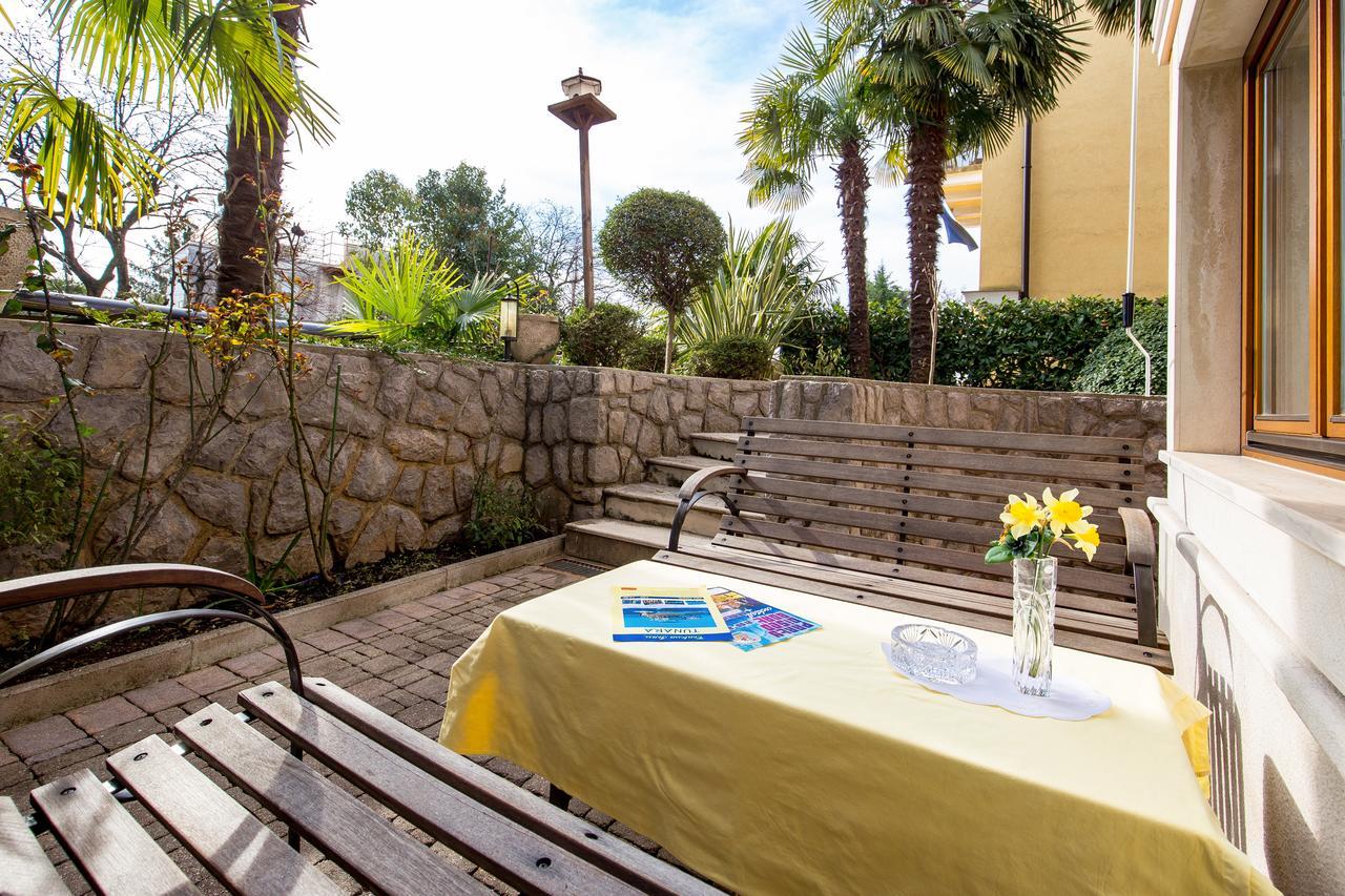 Apartment Noa Opatija Eksteriør billede